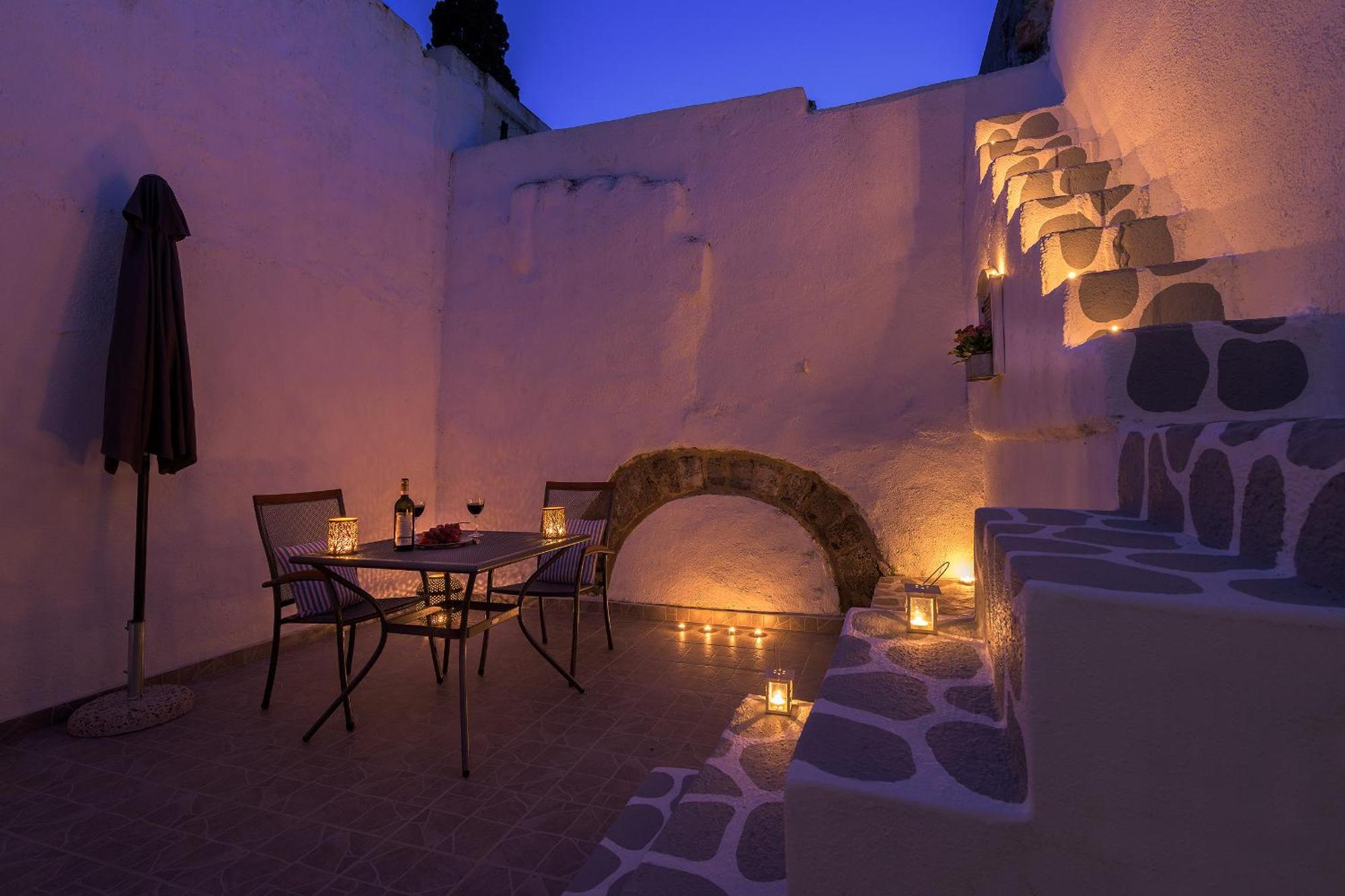 Rustic Self-Inn Rhodes City Exterior photo